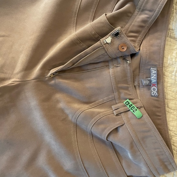 Beige jeans for business casual - Picture 3 of 4